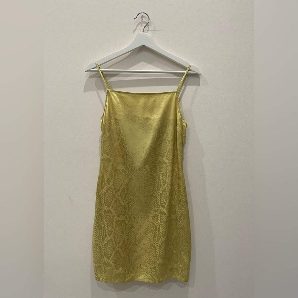 LIMELIGHT GREEN XS short dress by GBG